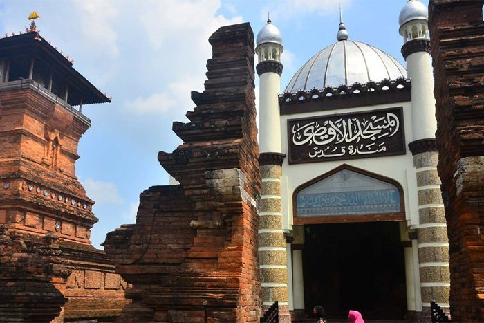 Masjid Al-Aqsha Menara Kudus